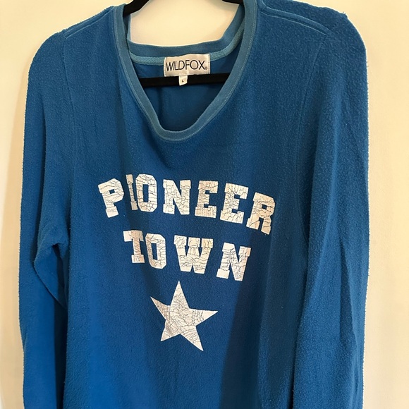 Wildfox pullover - Picture 2 of 2